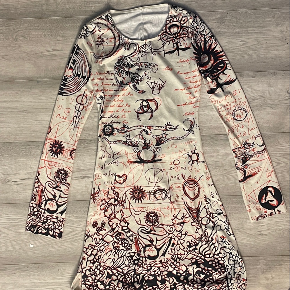 Graphic Long Sleeve dress
